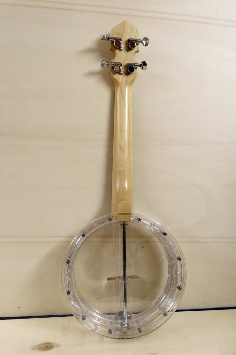 Musikinstrumente: Ukulele Banjo von Gold Tone – Gebraucht aus Thal von phelsener 1