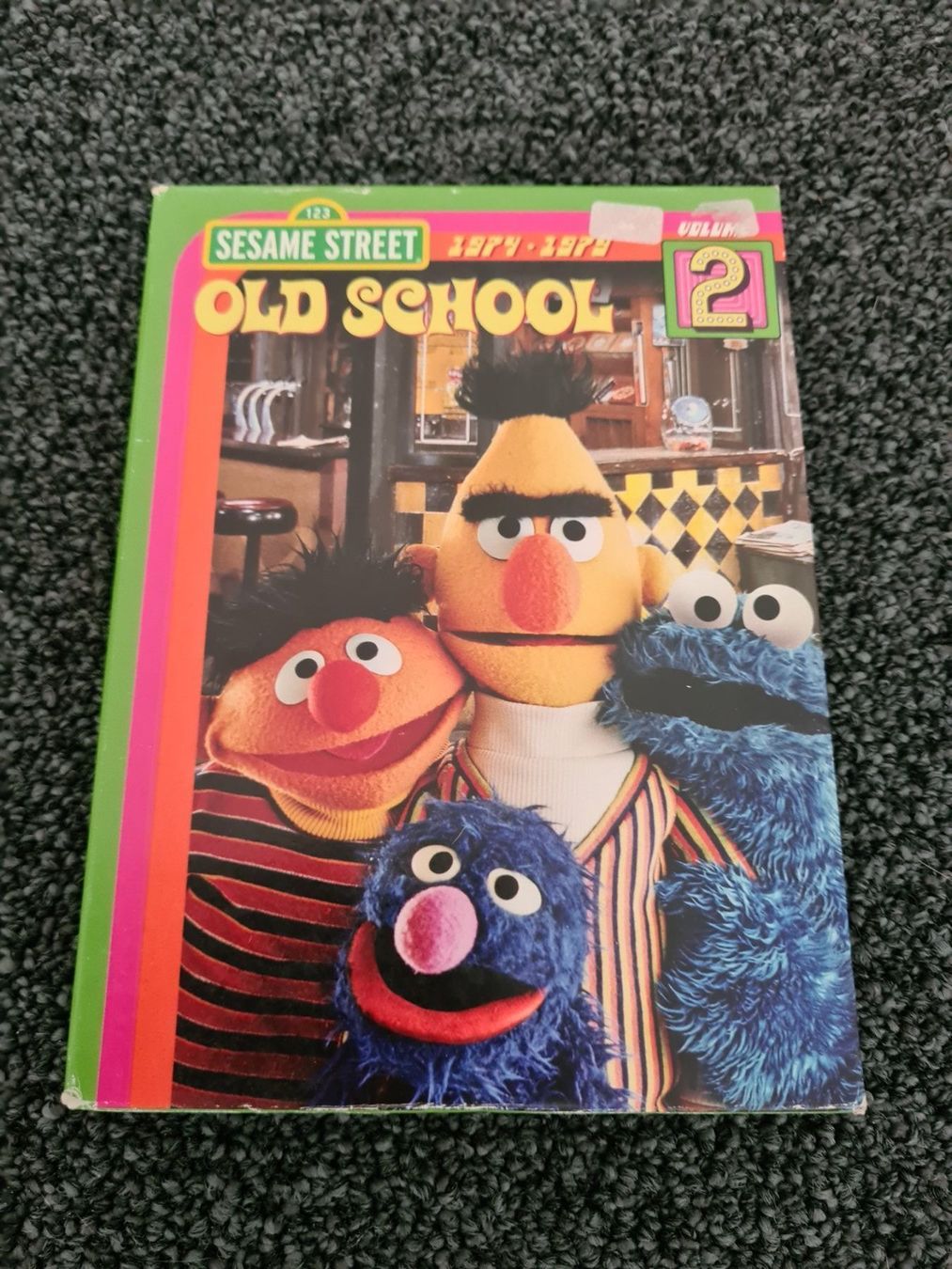 Tutti i DVDs: OLD SCHOOL VOLUM 2 – Usato da Ruswil venduto da jan_bxl5