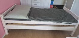 Flexa Bett weiss lasiert