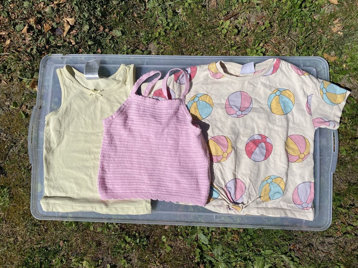 Lotti & Set di vestiti: Kleiderpaket 16-teilig 98/104 – Usato da Pieterlen venduto da joanabla 4