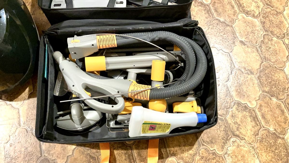 Pulitori a vapore: UNITEKNO 909 Evolution Dampfreiniger Set – Usato da Wolfhalden venduto da Fitwolsg 3