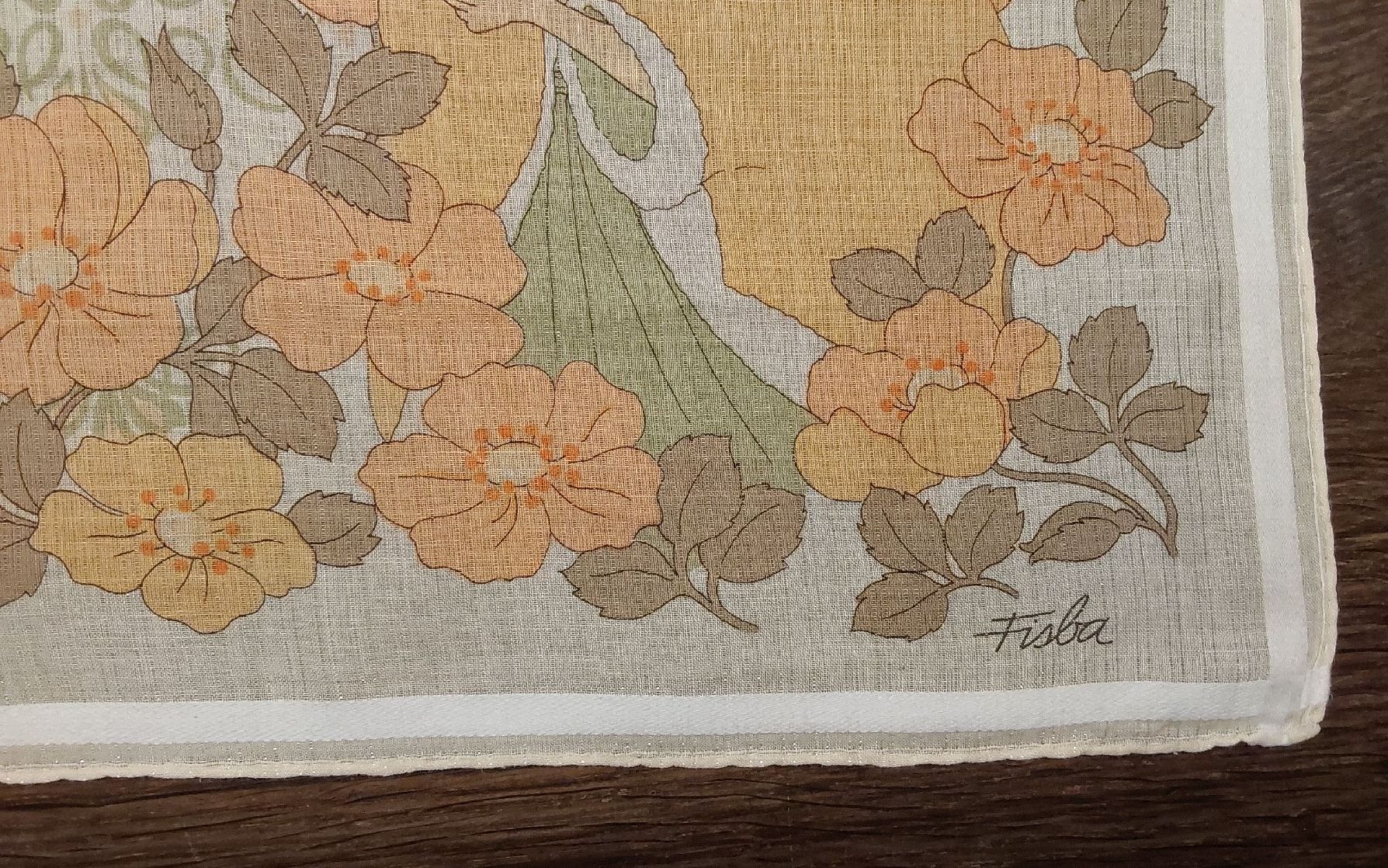 Altro in  Abbigliamento & Accessori: Taschentuch Motiv Dame Fisba – Usato da Köniz venduto da scopello12 1