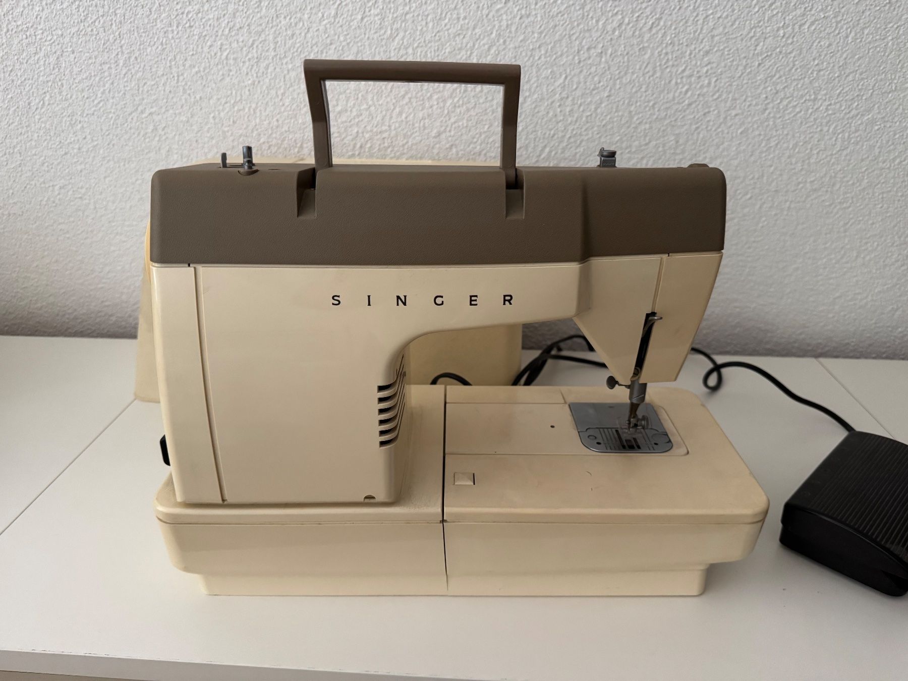 Singer Macchine da cucire: Singer Nähmaschine – Usato da Zürich venduto da Zuerich9 2