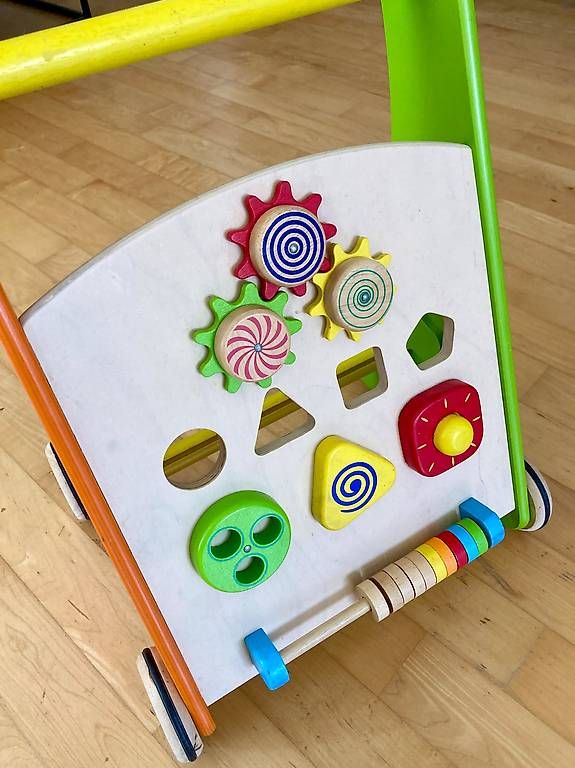 Fahrzeuge für Kinder: Laufhilfe Baby – Gebraucht aus Adliswil von sbo_6w88