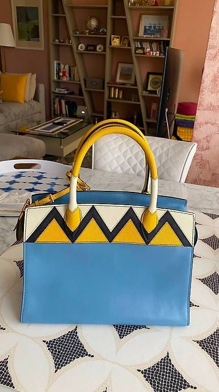 Prada Borse da donna: Prada Esplanade Tote – Usato da Nyon venduto da phsirima 1
