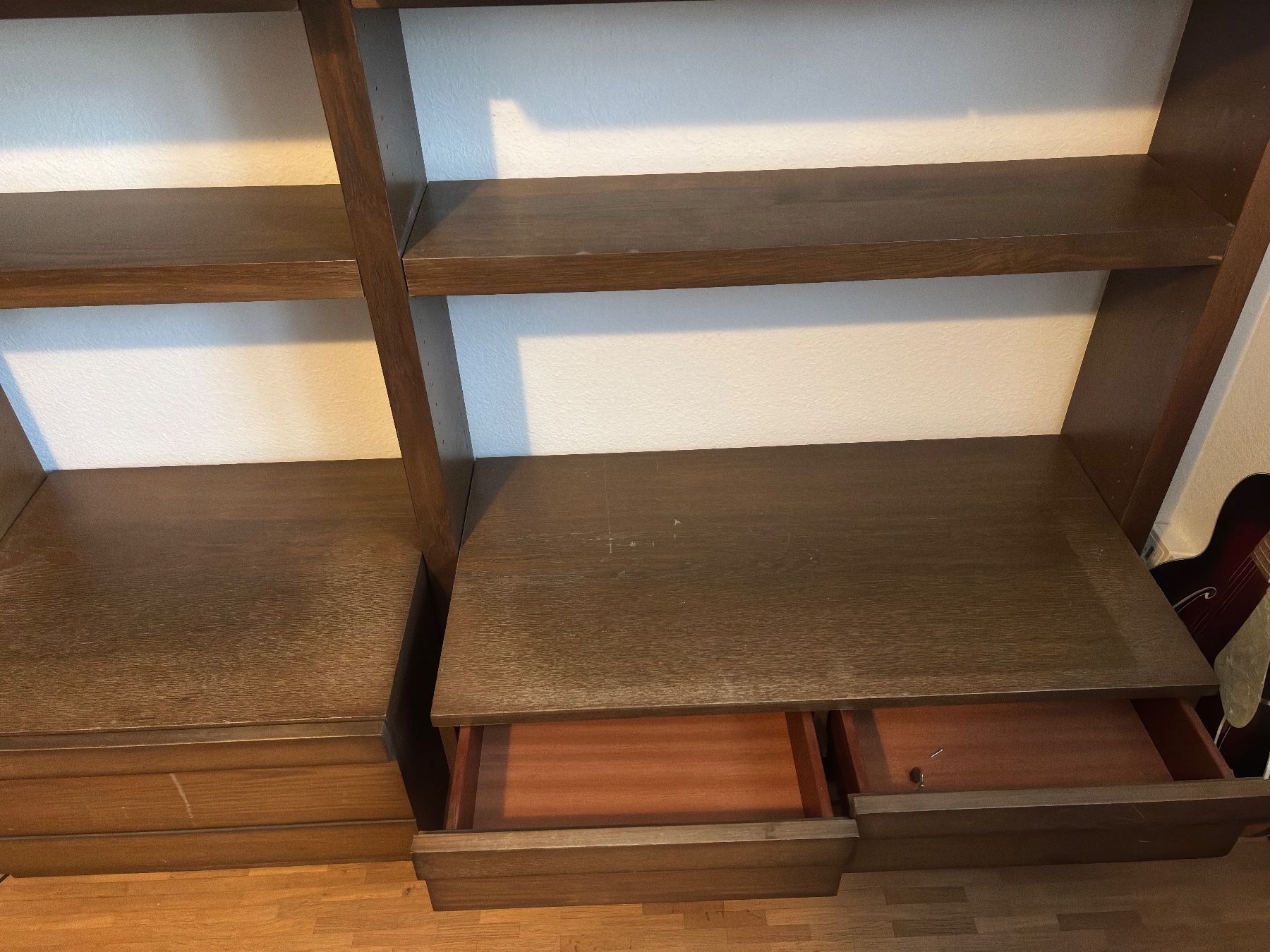 Scaffali: Wohnwand Regalwand Holz – Usato da Sonterswil venduto da VD-Service 4