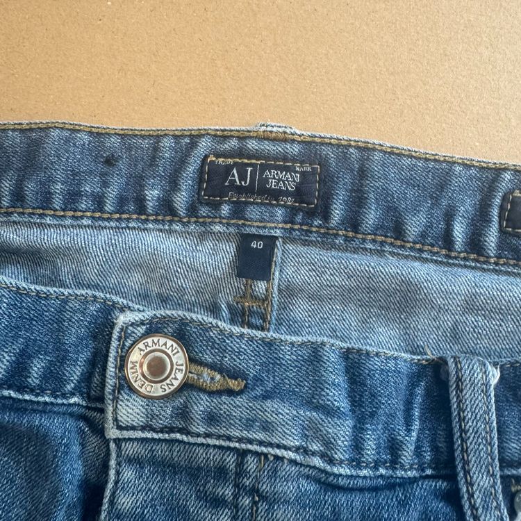 Armani Jeans: Armani Jeans vintage straight leg (levis 90s emporio retro) – Usato da Rheinfelden venduto da sourced_limited 5