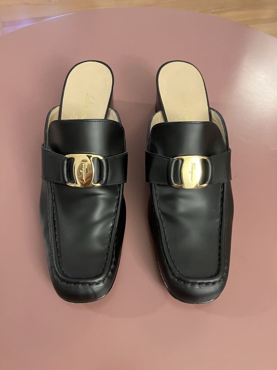 Salvatore Ferragamo Scarpe da donna: Salvatore Ferragamo Schuhe, Grösse 37,5 – Usato da Winterthur venduto da hirschgeweih