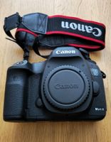 Canon EOS 5D Mark III inkl. Battery Grip & Blitzgerät