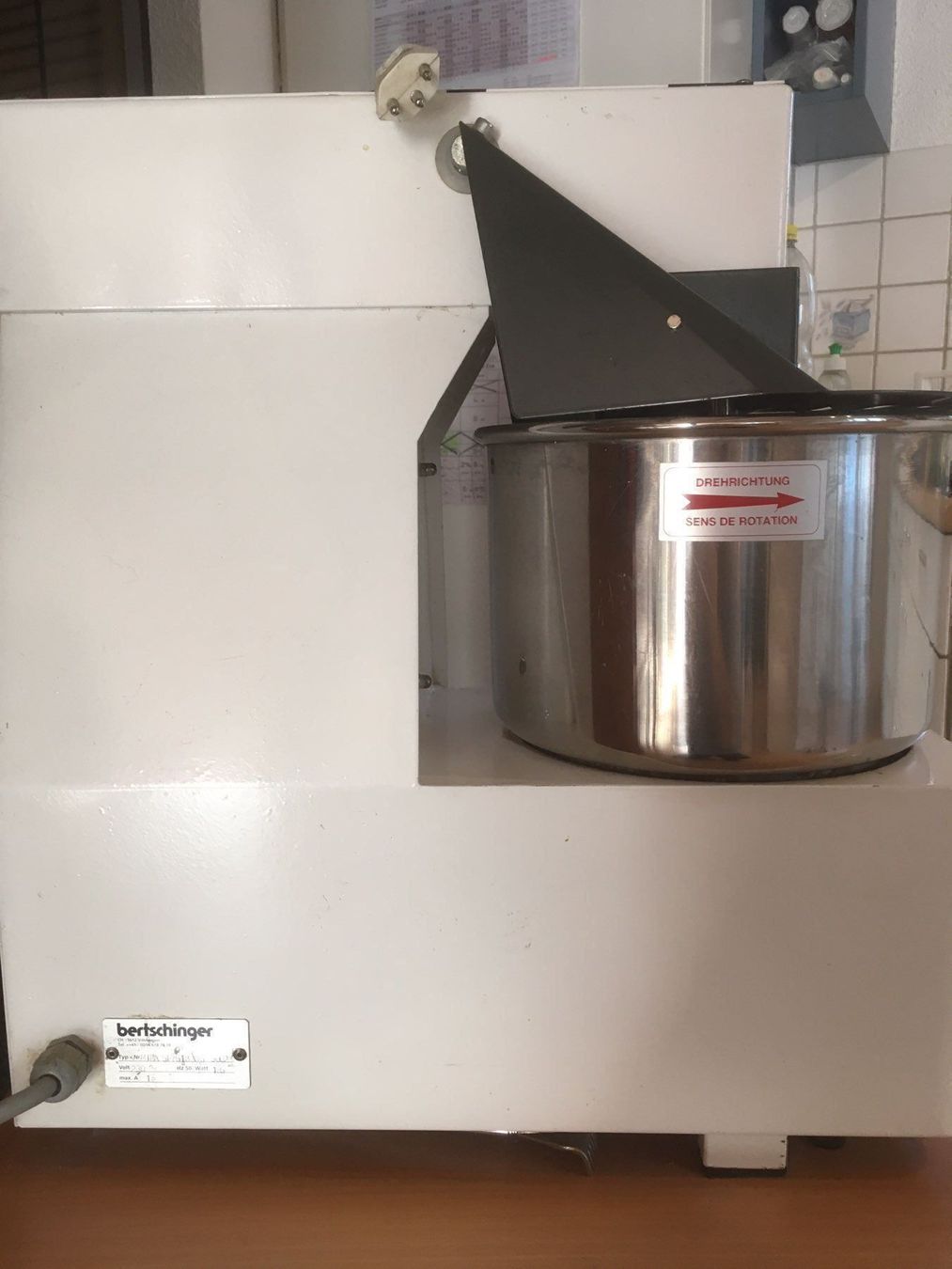 Elettrodomestici da cucina: Bertschinger Profi-Knetmaschine – Usato da Däniken SO venduto da Sonjab0
