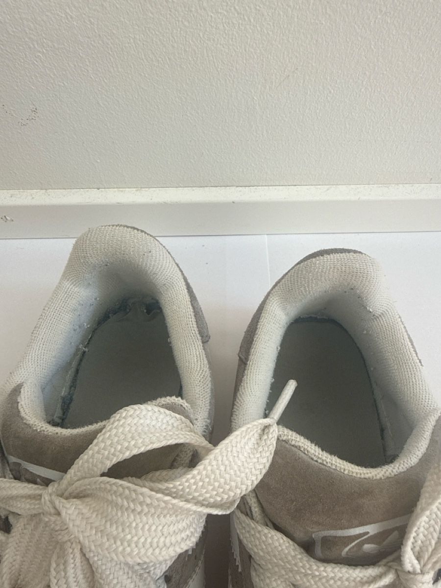 Adidas Chaussures hommes: Graue Adidas Campus – D'occasion à St. Niklausen LU par car_2562 5