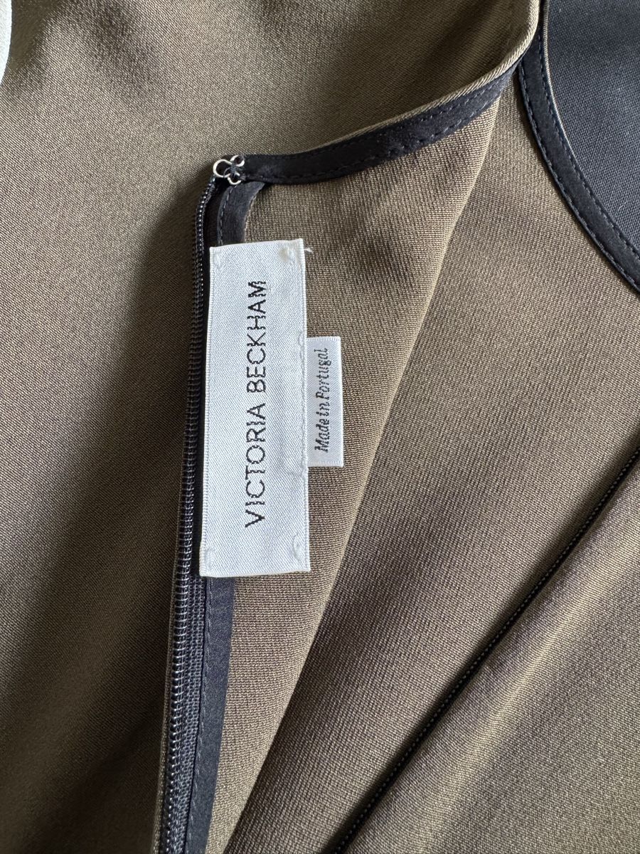 Victoria Beckham Vestiti: Kleid Victoria Beckham – Usato da Saas im Prättigau venduto da Holliwood 3