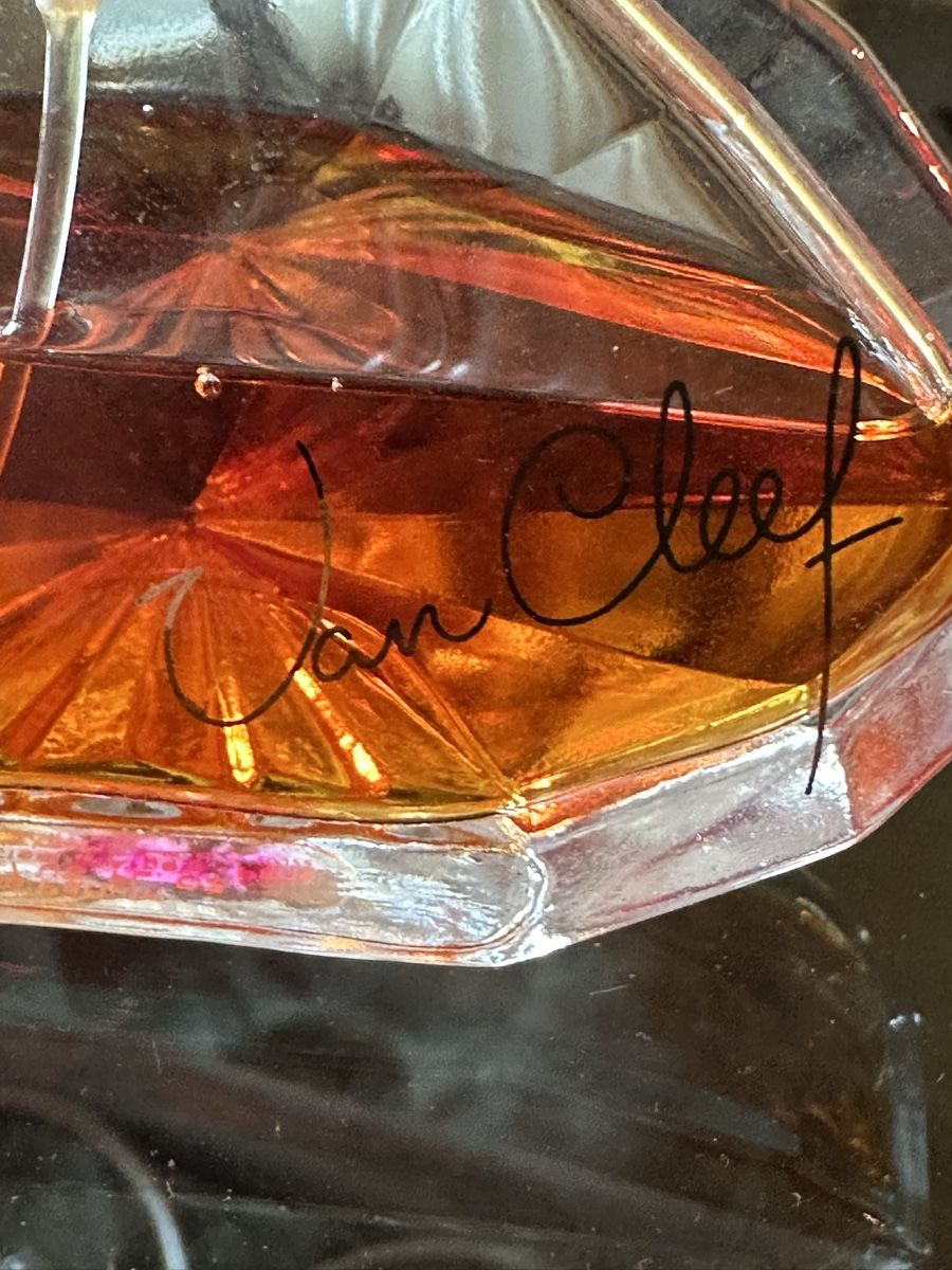 Van Cleef Parfums & Eau de Toilette: Parfum Van Cleef & Arpels – D'occasion à Lausanne par artnouveau04 1