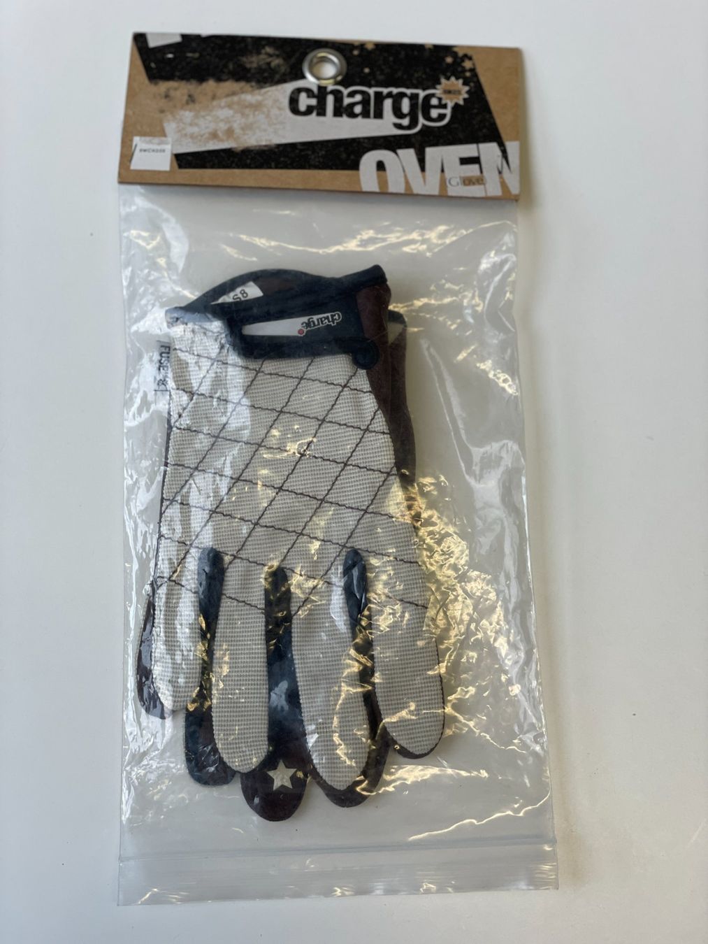 Guanti & manicotti: NEU - Charge 'OVEN' Velo Handschuhe Grösse M – Nuovo e nell'imballaggio originale da Bern venduto da lolapennt 7