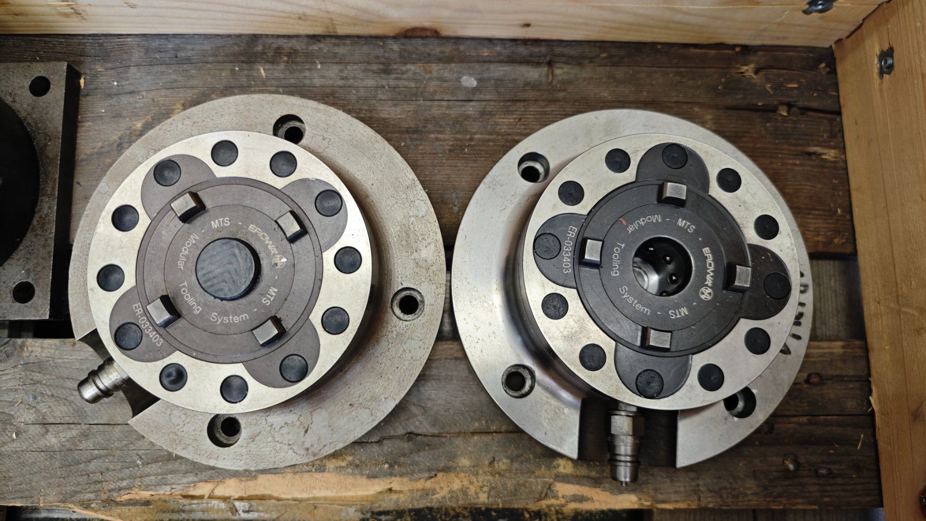Metall- & Schlosserei Sonstiges: Supports Erowa – Gebraucht aus Ste-Croix von CAP14_SARL