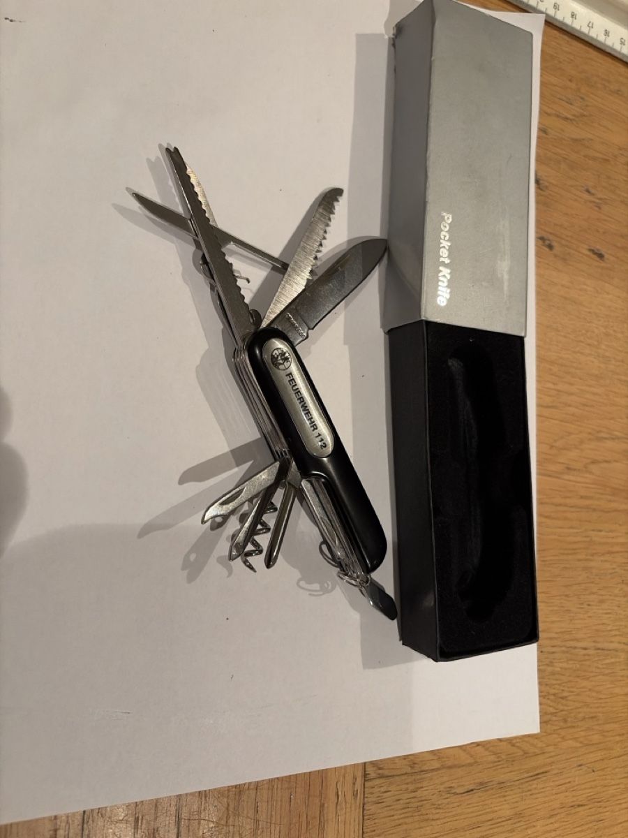 Taschenmesser: couteau multifonction Stainless  – Gebraucht aus Echallens von leo_dk2d 1