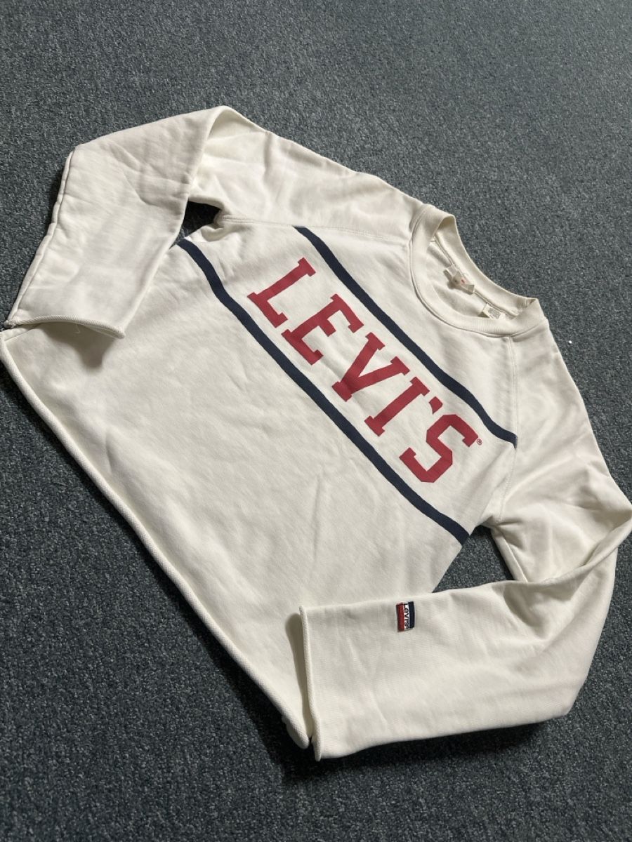 Levi's Pullover & Sweatshirts: Levi's Sweatshirt creme mit Logo Gr S – Neu (gemäss Beschreibung) aus Baltschieder von YmroBe