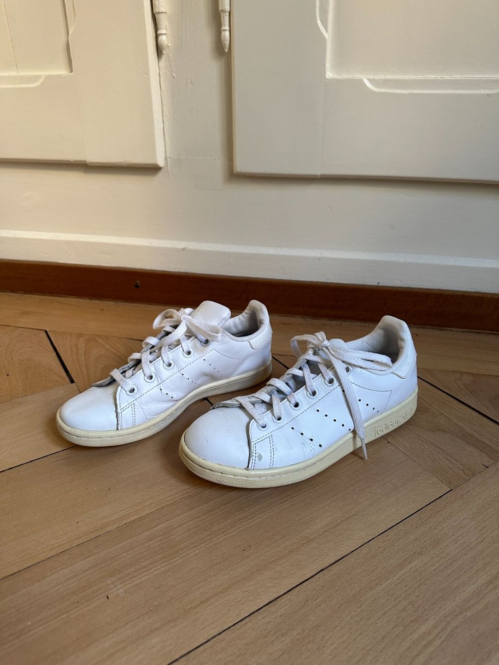 Adidas Scarpe da donna: ADIDAS Stan Smith Sneaker weiss 35 – Usato da Zürich venduto da Diazaio