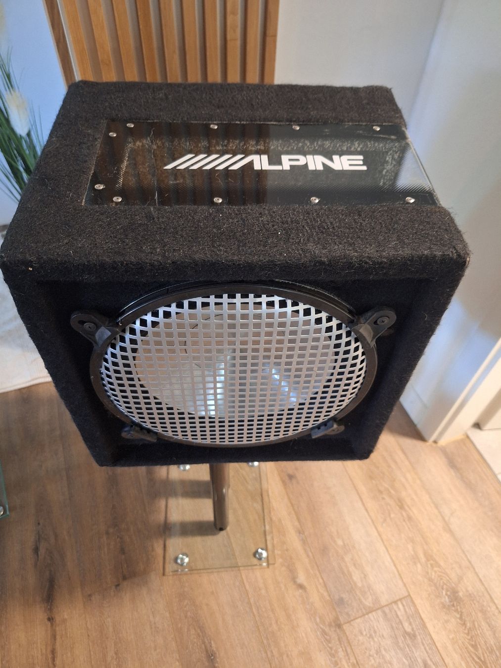 Alpine Casse acustiche: Subwoofer – Usato da Strengelbach venduto da Ist-van 1