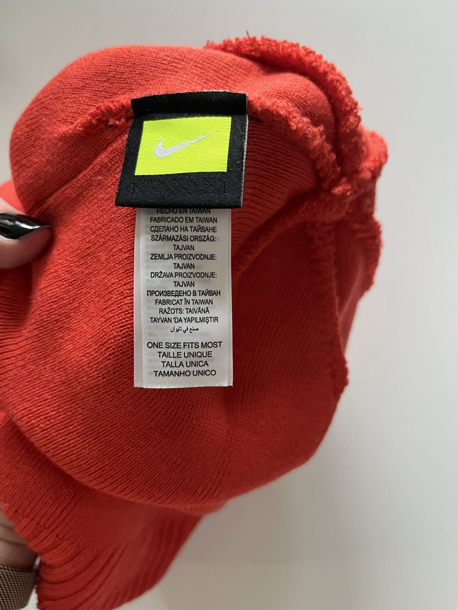 Nike Copricapi, berretti & cappellini: Berretto Nike arancione – Nuovo (secondo la descrizione) da Bellinzona venduto da aga_mm8m 3