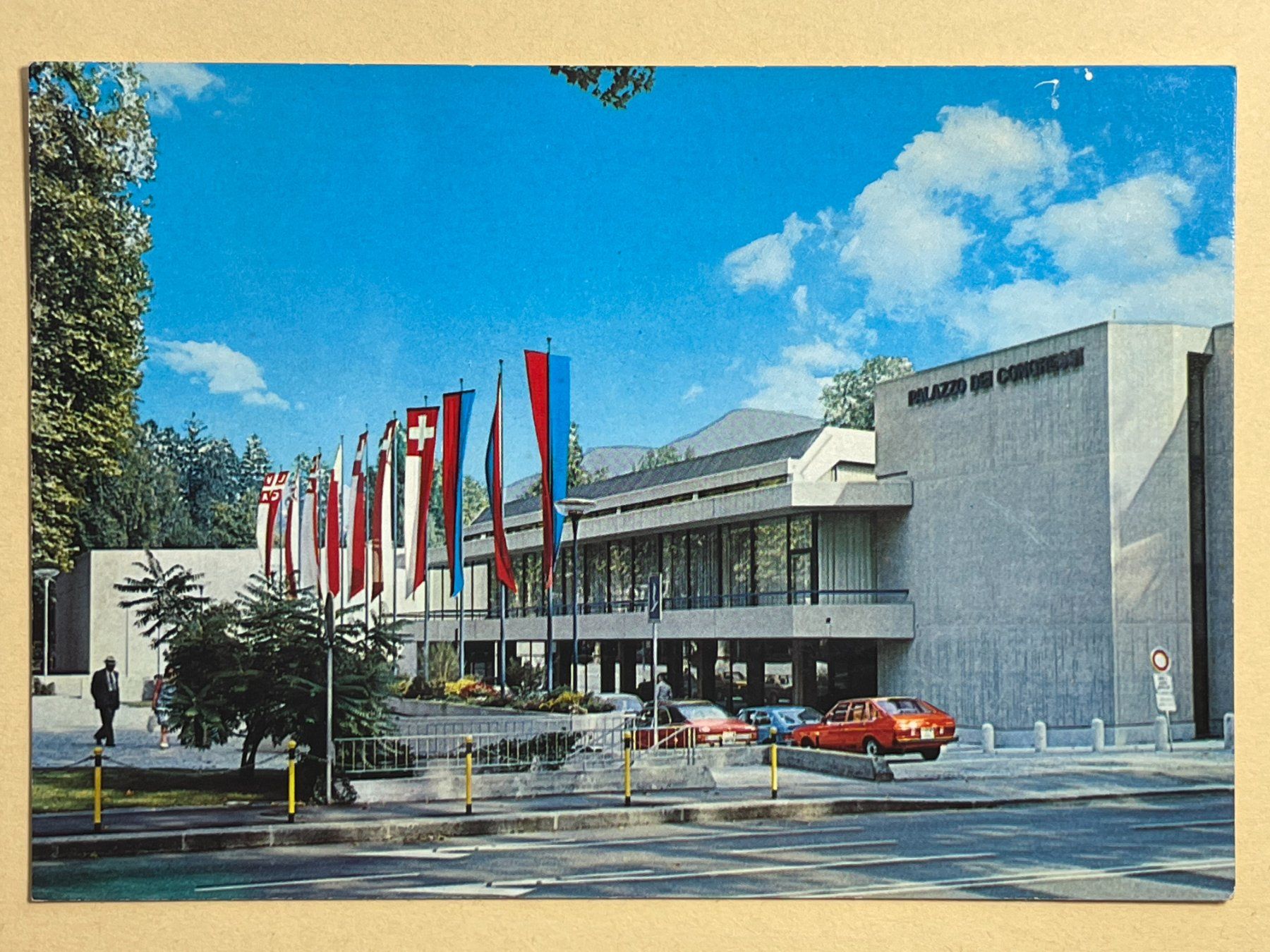 Cartoline postali: Lugano - Palazzi dei Congressi – Usato da Steg VS venduto da danwer74