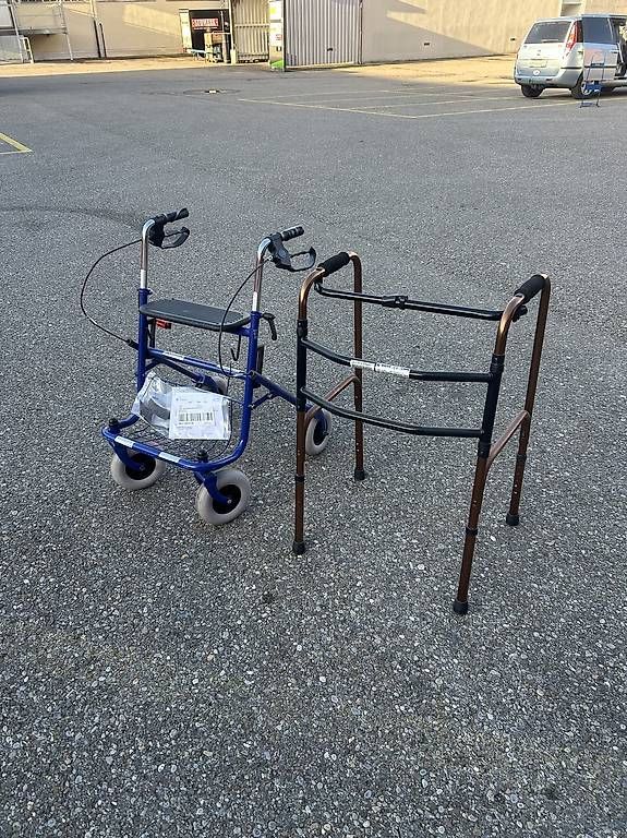 Gehhilfen: Rollator und Gehilfe – Gebraucht aus Wetzikon ZH von MedinaL 2