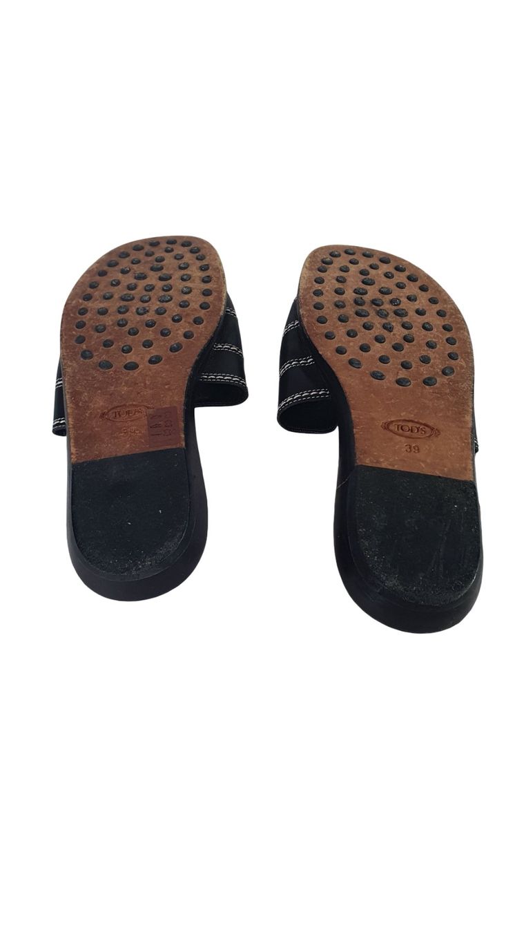 Tod'S Damenschuhe: TOD`S Adiletten Gr. 39 – Neu (gemäss Beschreibung) aus Wangen b. Olten von Restwert_Wangen 2