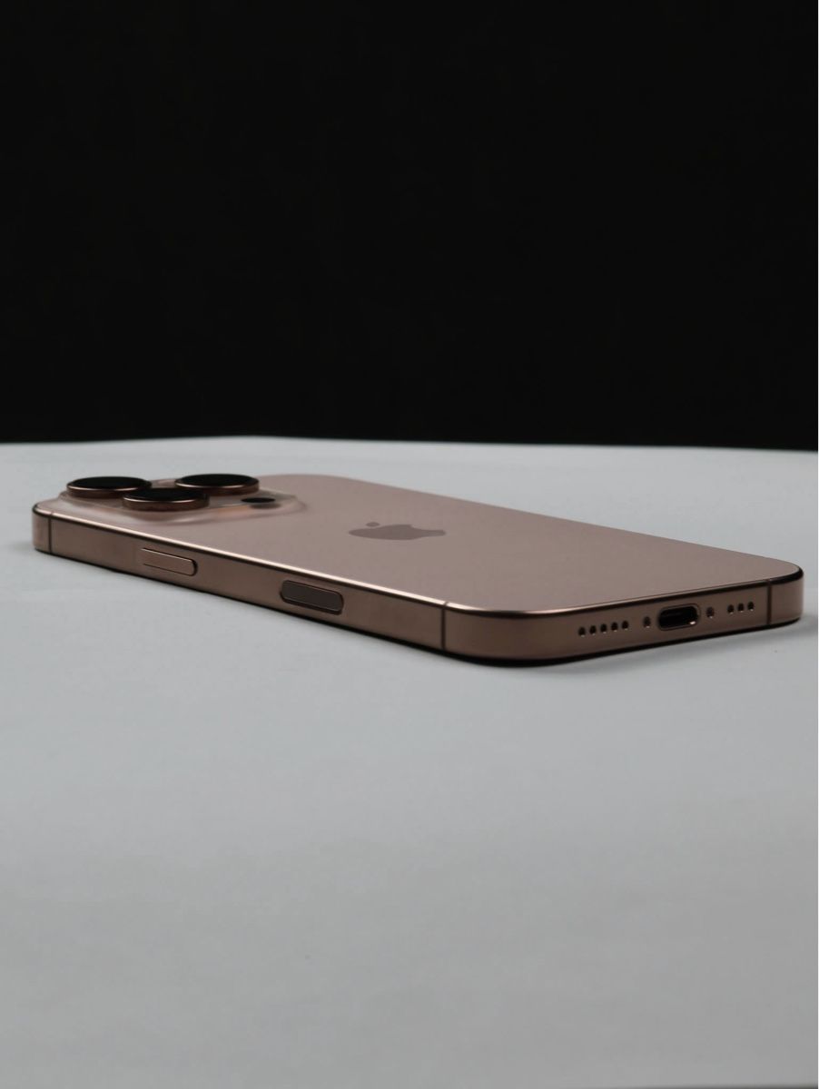Apple Handys / Smartphones: iPhone 16 Pro Rose Gold – Gebraucht aus Düdingen von Baliii 2
