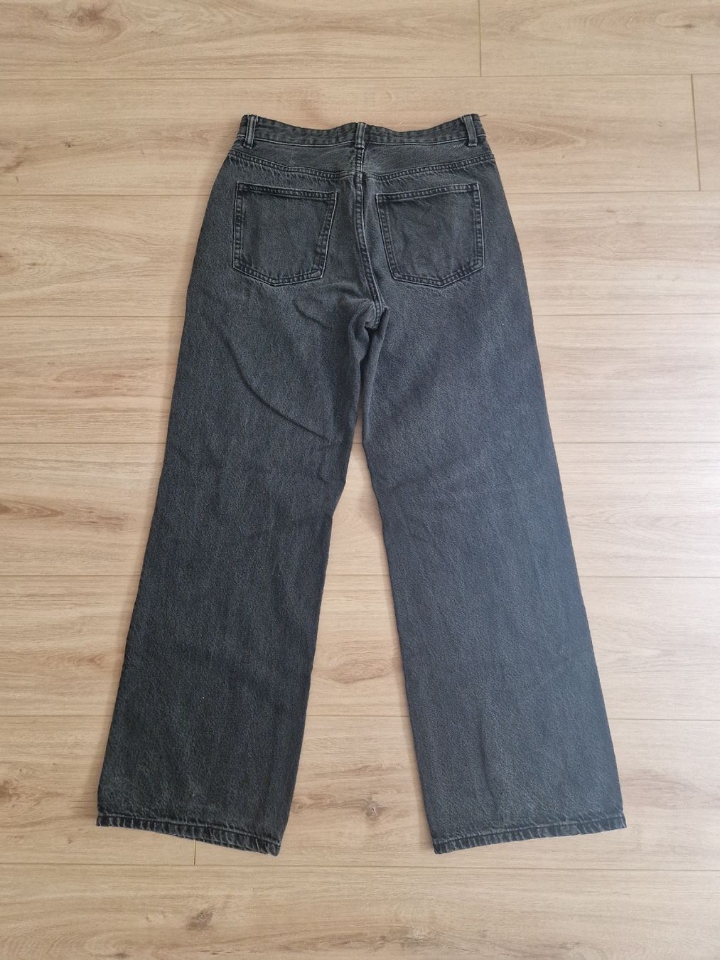 Bershka Jeans: Bershka Jeans Schwarz – Nuovo (secondo la descrizione) da Zofingen venduto da cva_w7vn 1