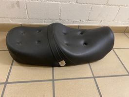 Triumph Thunderbird Zubehör: Windschild, Sitz & Satteltasche