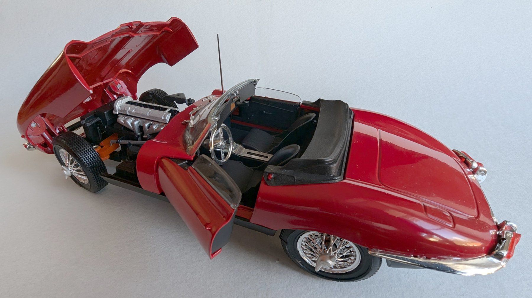 Polistil Modellini d'auto: Polistil Jaguar XKE, 1/16 – Nuovo (secondo la descrizione) da Olten venduto da VanishingPoint.71 3