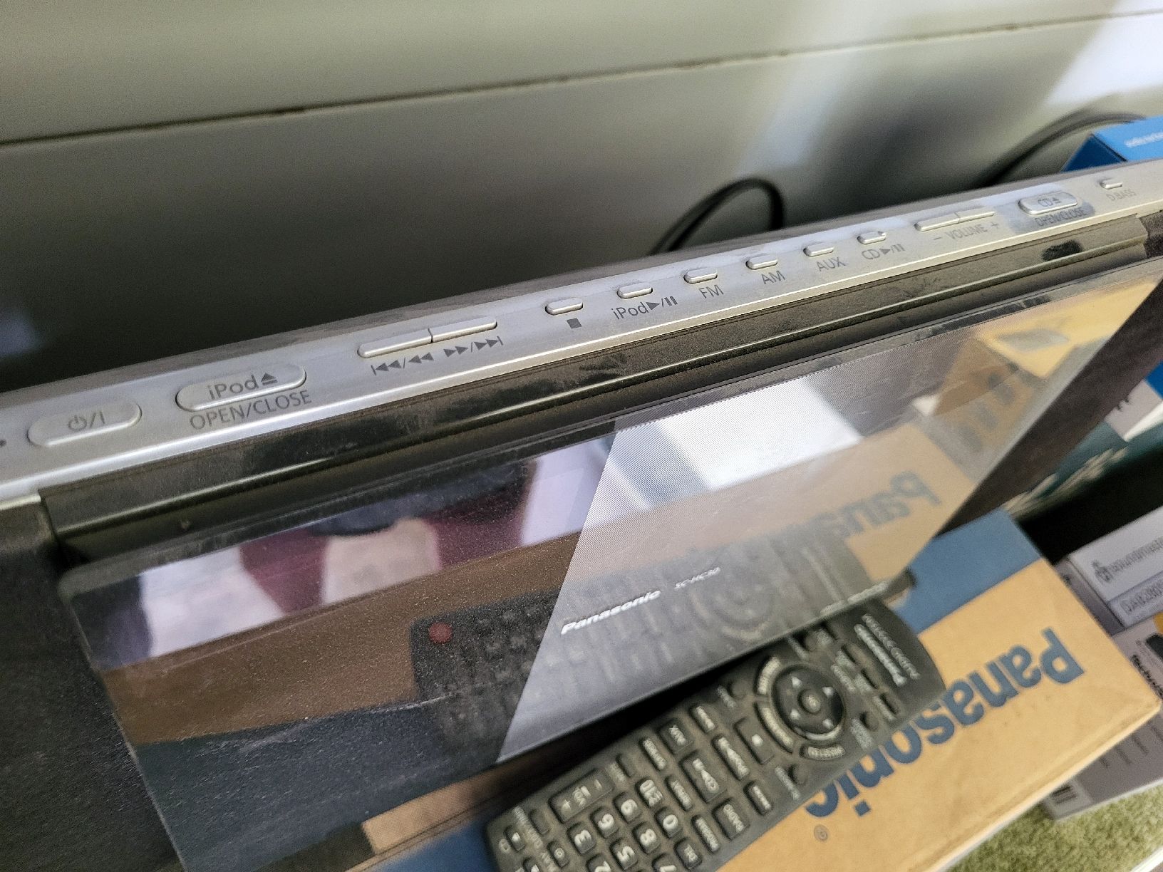 Panasonic Audio- & Mediensysteme: Panasonic SC-HC30 Stereoanlage mit CD USB – Neu (gemäss Beschreibung) aus Oberrüti von big-lebowski 1