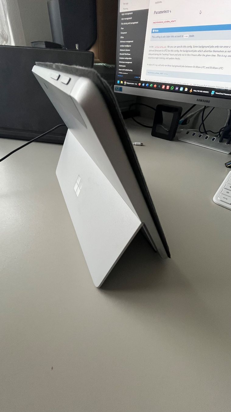 Microsoft Notebook: Microsoft Surface Go 1824 4Gb / 64Gb – Difettoso da Losone venduto da Pmpm 2