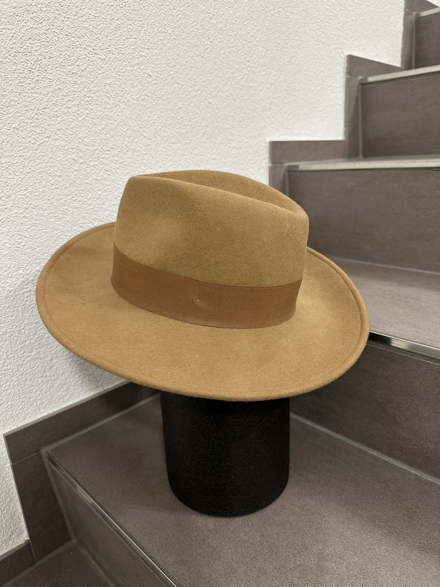 Navyboot Copricapi, berretti & cappellini: Navyboot Wolle Hut Switzerland – Usato da Ebikon venduto da Gaenggeliwaar 2
