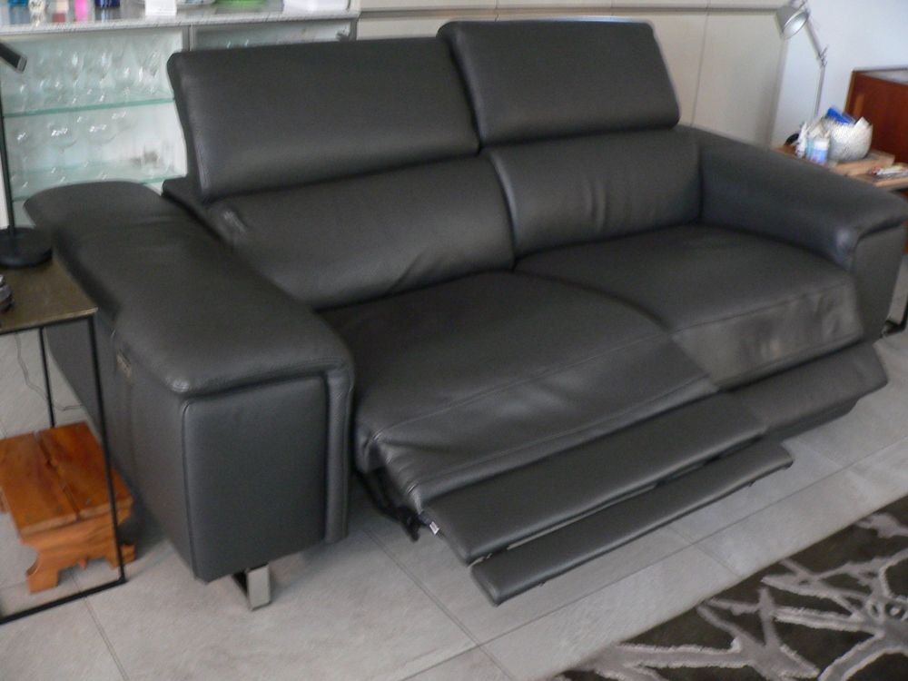Divani: Poltrone 2er Sofa mit elektrischer Relaxfunktion – Usato da Konolfingen venduto da olijan13