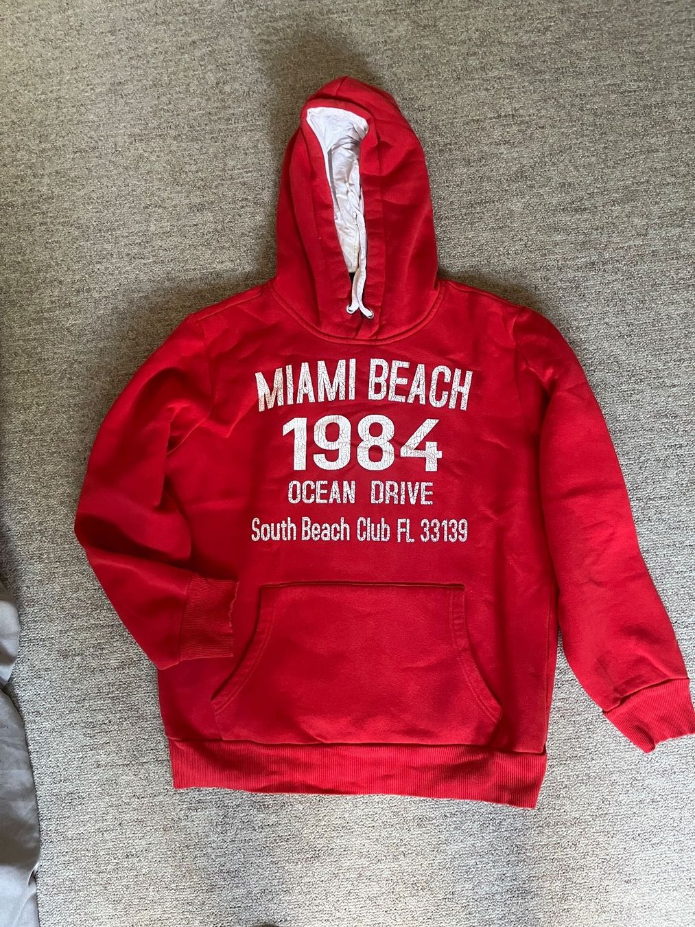 Maglioni & Felpe: 1984 Hoodie Gr. M – Usato da Ittigen venduto da Luky37 1