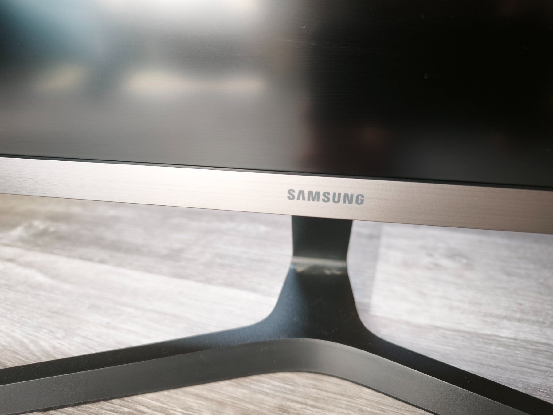 Samsung Monitor: Écran Samsung 28 pouces bon état – Usato da Courroux venduto da petit-chevreuil 1