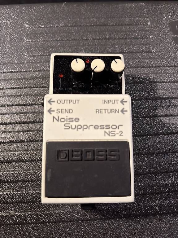 Strumenti musicali: Noise Suppression NS-2 – Usato da Dübendorf venduto da pedja1975