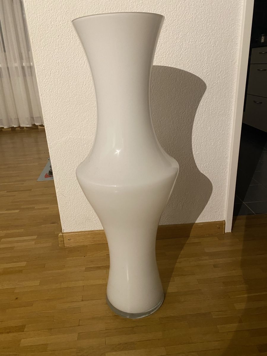 Vasi & Recipienti: Bluemen Vase weiss – Usato da Hinwil venduto da Unternehmer 1