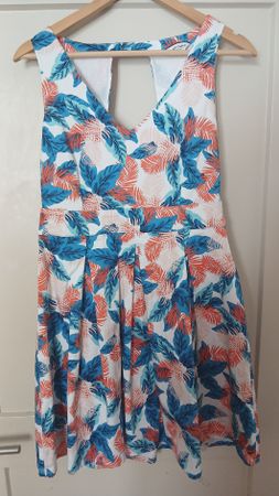 Kleid Nafnaf