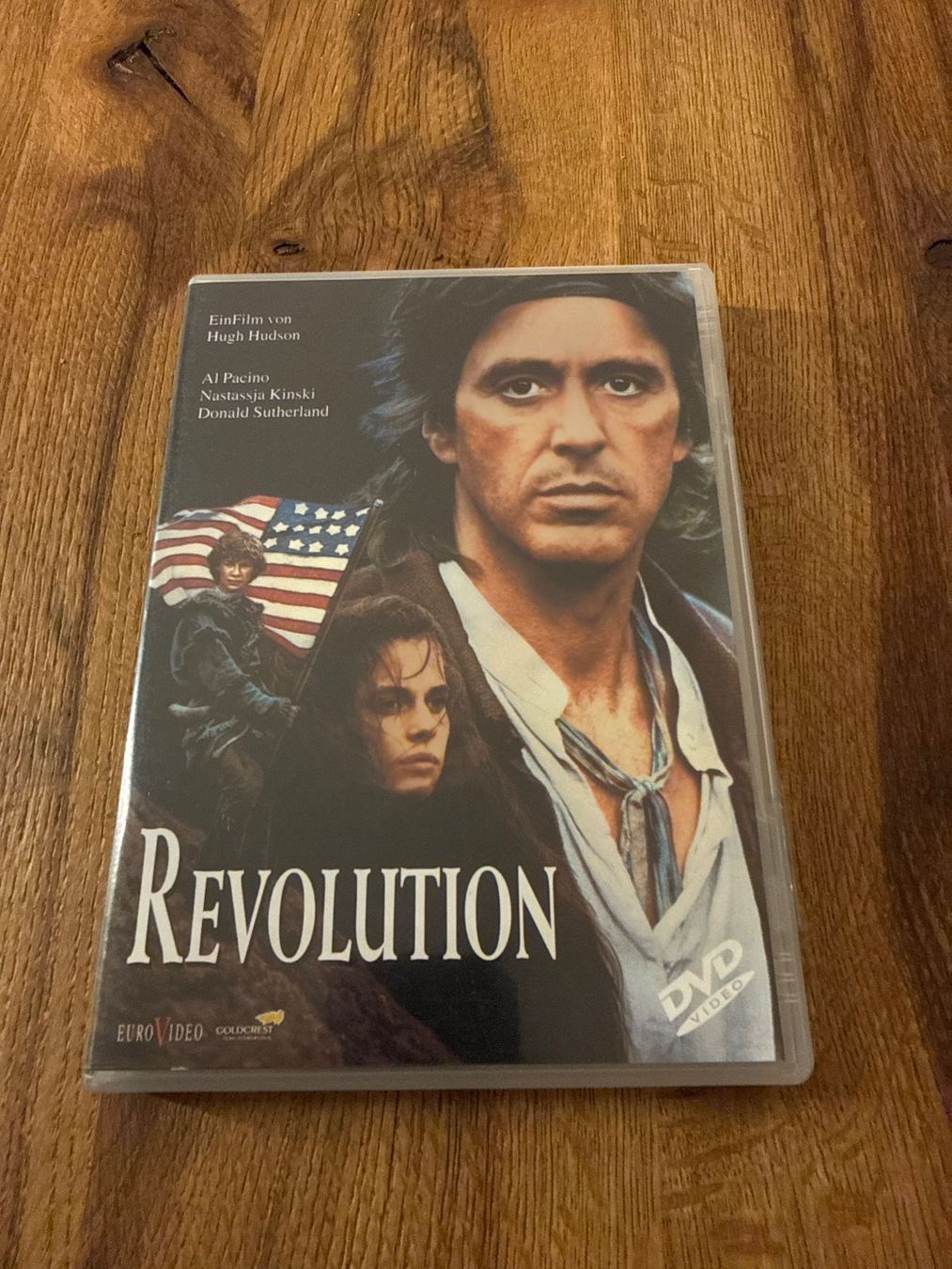 Tous les DVDs: Revolution (1985) DVD – D'occasion à Zürich par Gekuu