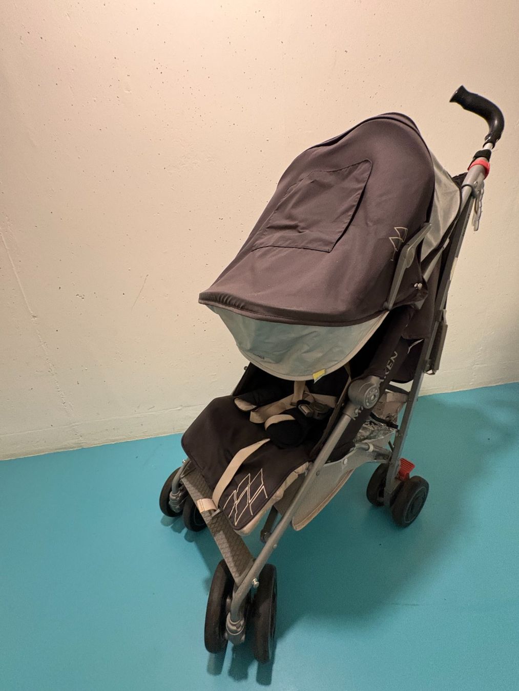 Mclaren Carrozzine: McLaren Kinderwagen (Buggy) BLACK – Usato da Greifensee venduto da oli_c7w6 1
