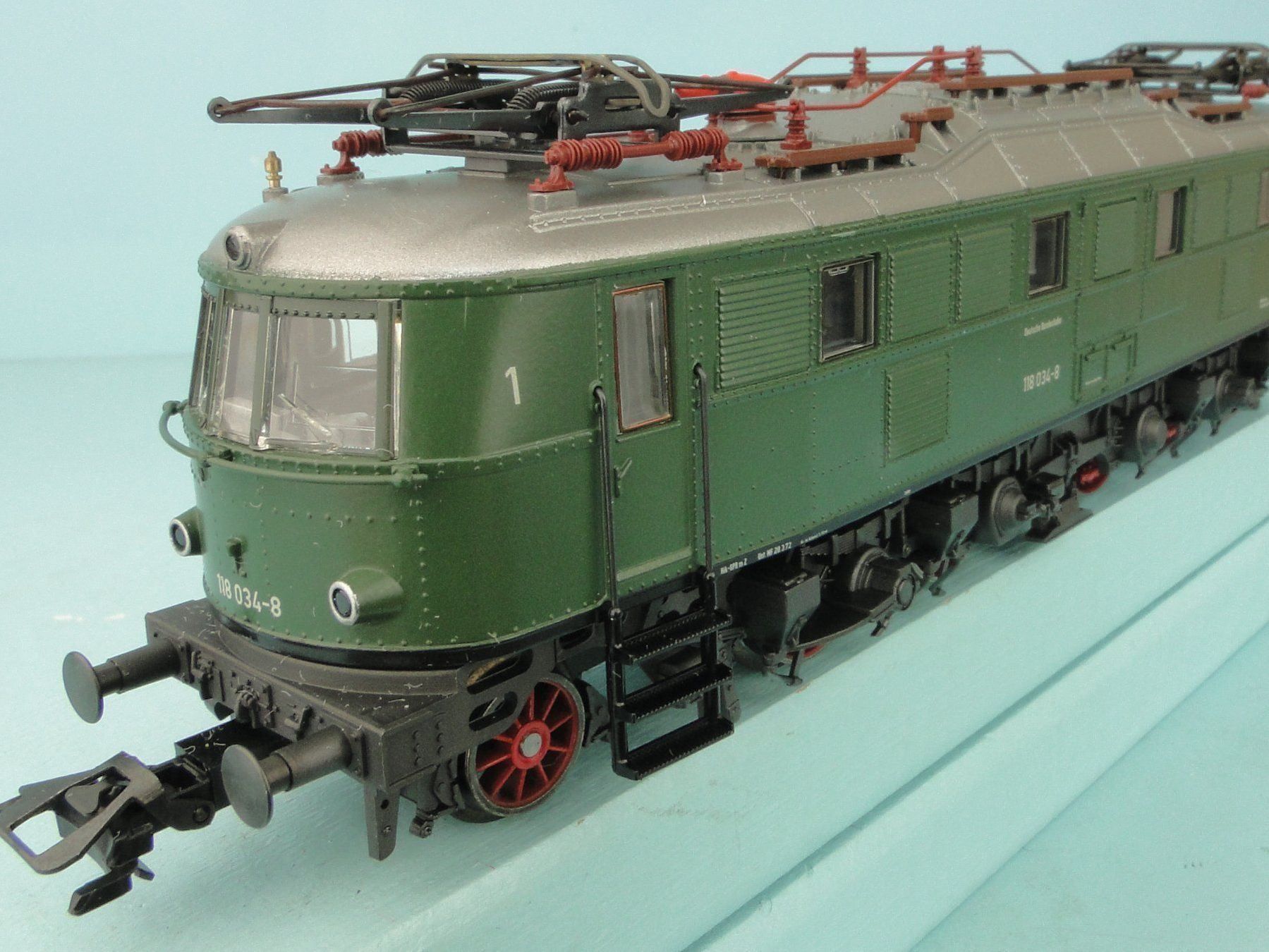 Märklin Modellini di ferrovie: Märklin 3767 BR 118 8-pin digital – Usato da Bülach venduto da cann11 6
