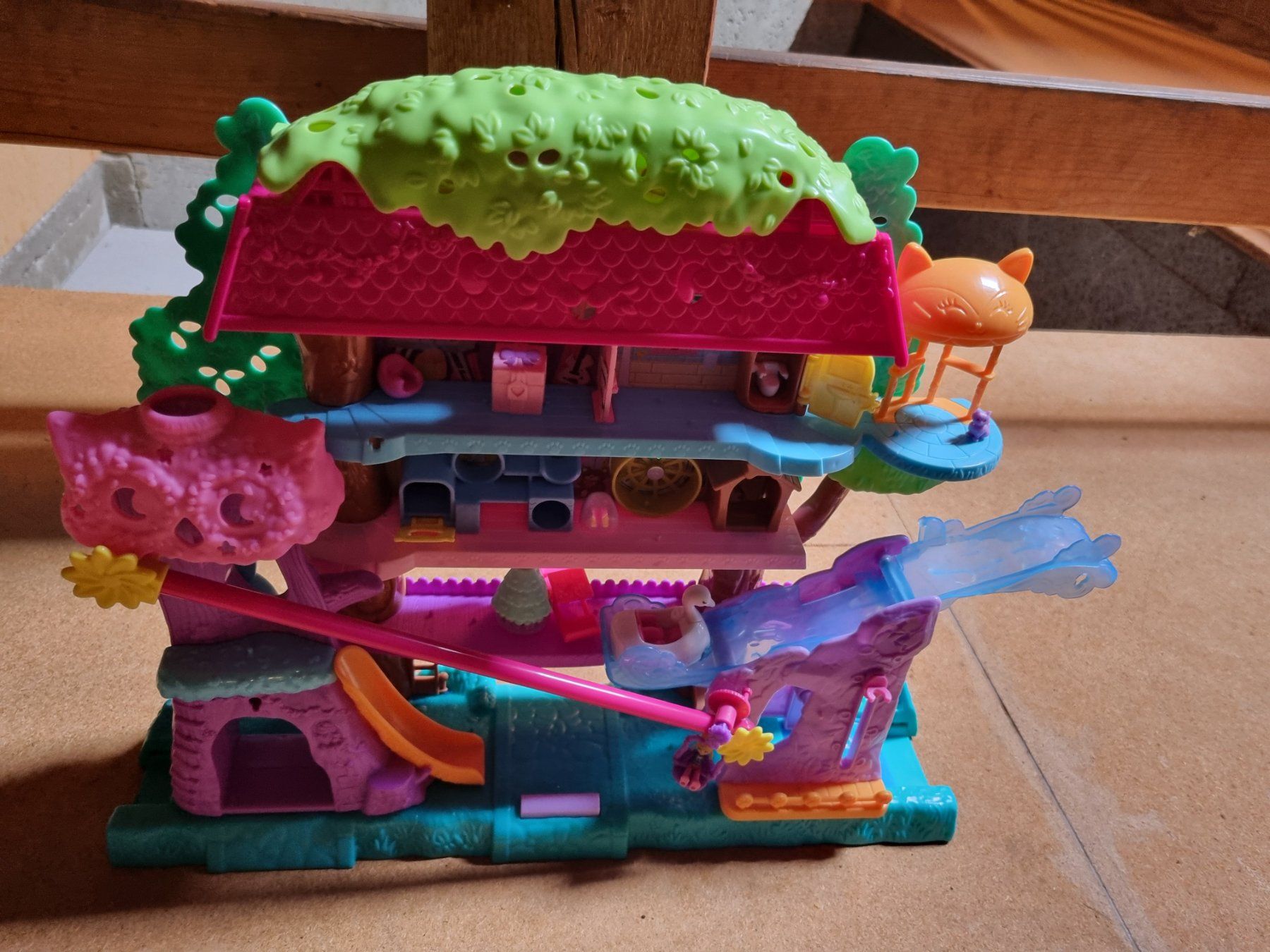 Polly Pocket Jouets: Polly Pocket Baumhaus – D'occasion à Köniz par sechzigerfan