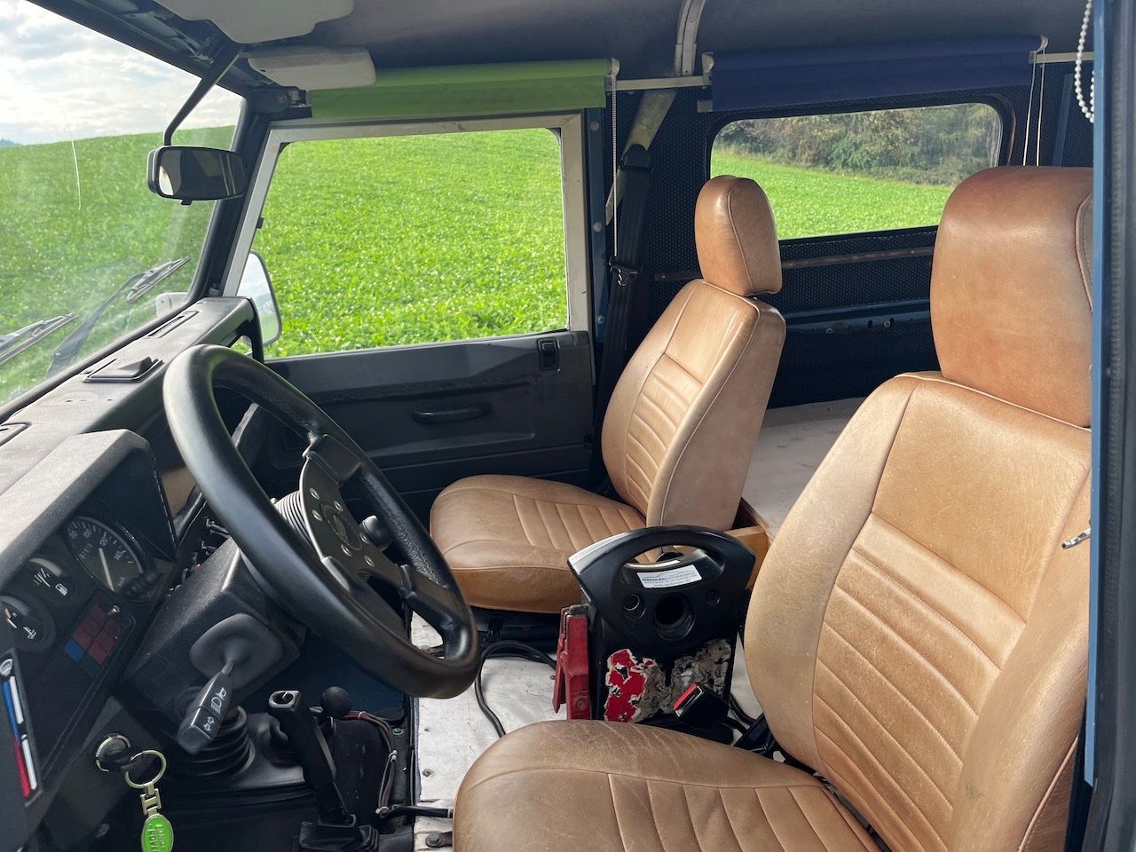 Land Rover Automobili: Land Rover 110 V8 Hardtop – Usato da Sirnach venduto da MaechlerAutomobile 5