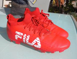 Fussballschuhe Fila rot Grösse 38 gebrauchter Zustand