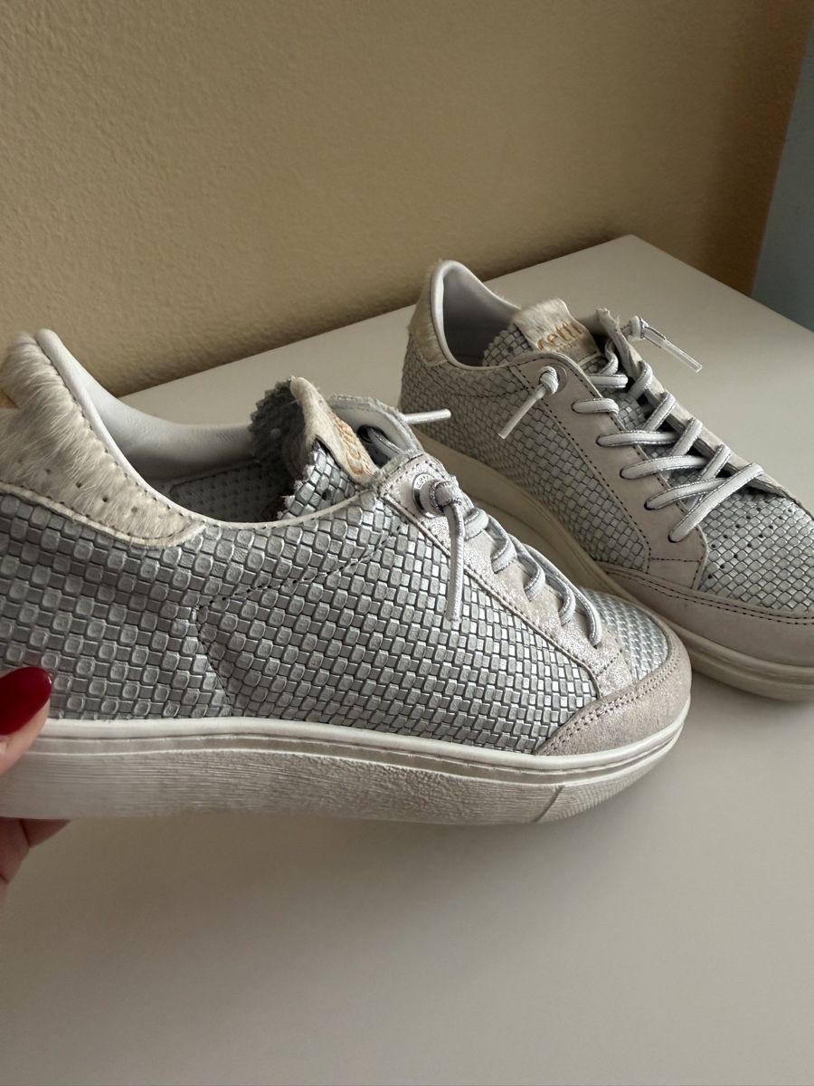 Scarpe da donna: Sneaker Cetti, neuwertig, Gr. 36, silber – Nuovo (secondo la descrizione) da Langnau am Albis venduto da Schneeflocke92 2