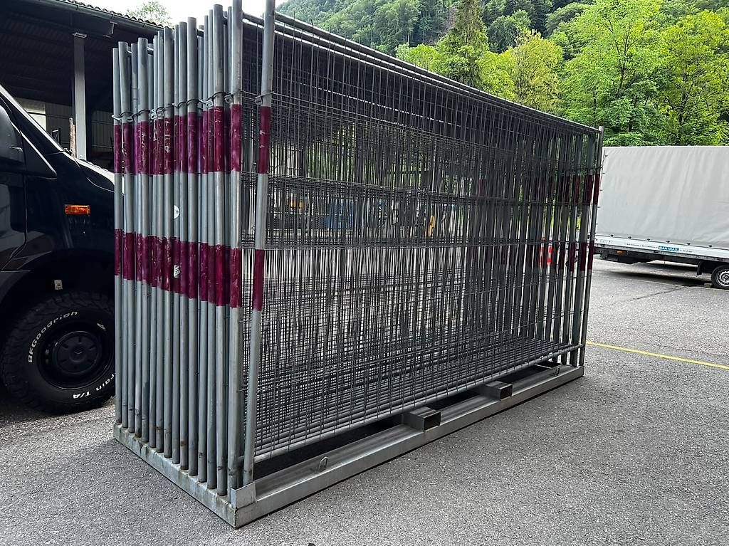 Recinzioni: Bauzaun / Mobiler Zaun – Usato da Wolfenschiessen venduto da CydiZ