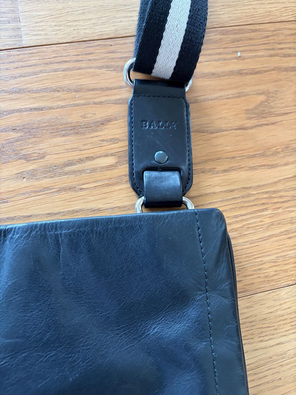 Bally Taschen für Damen: Bally Vintage Ledertasche – Gebraucht aus Stäfa von Elkouby 1