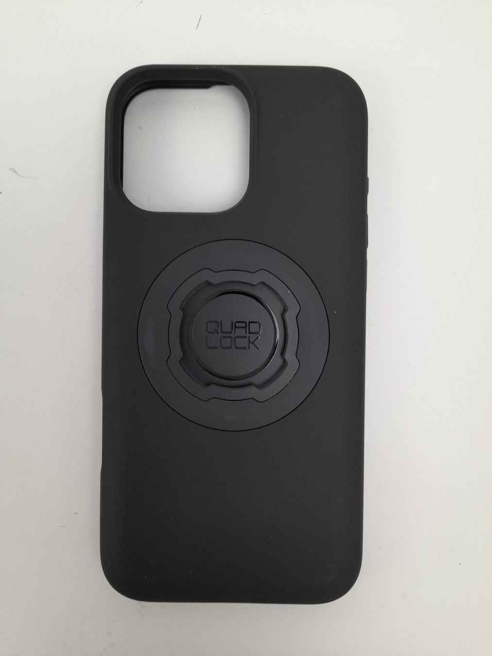 Apple Covers & Schutzfolien: QUAD LOCK Mag Case IPhone 16 Pro Max – Neu (gemäss Beschreibung) aus Liebefeld von Restwert_Liebefeld
